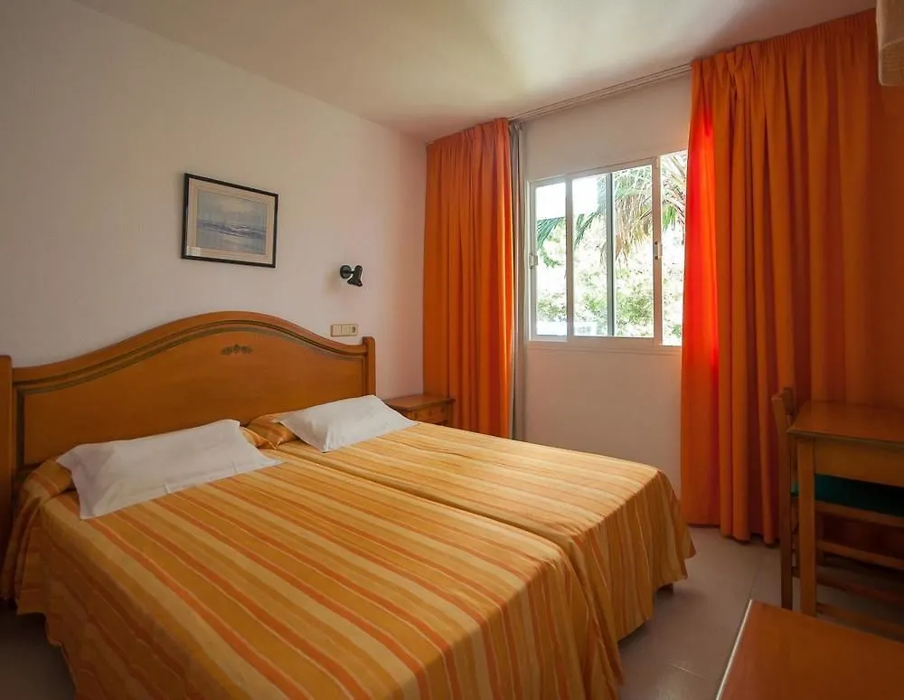Universal Aparthotel Elisa Playa de Muro  Playa de Muro (Mallorca)